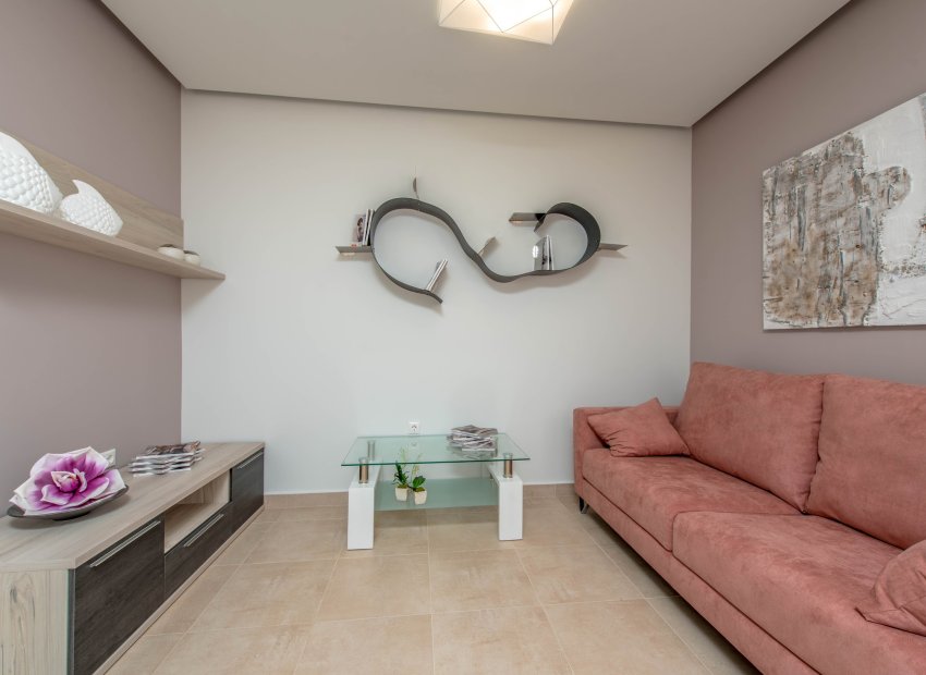 Obra nueva - Villa - Los Alcázares