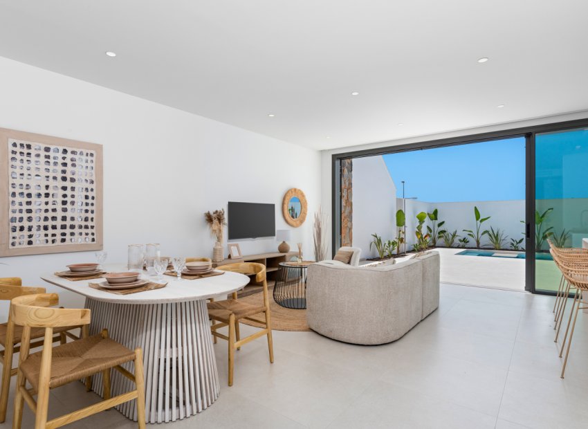 Obra nueva - Villa - Los Alcázares