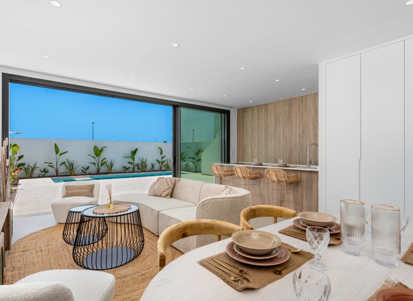 Obra nueva - Villa - Los Alcázares