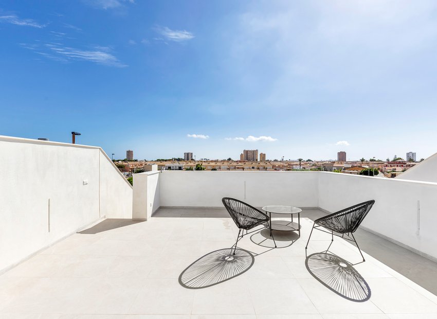 Obra nueva - Villa - Los Alcázares