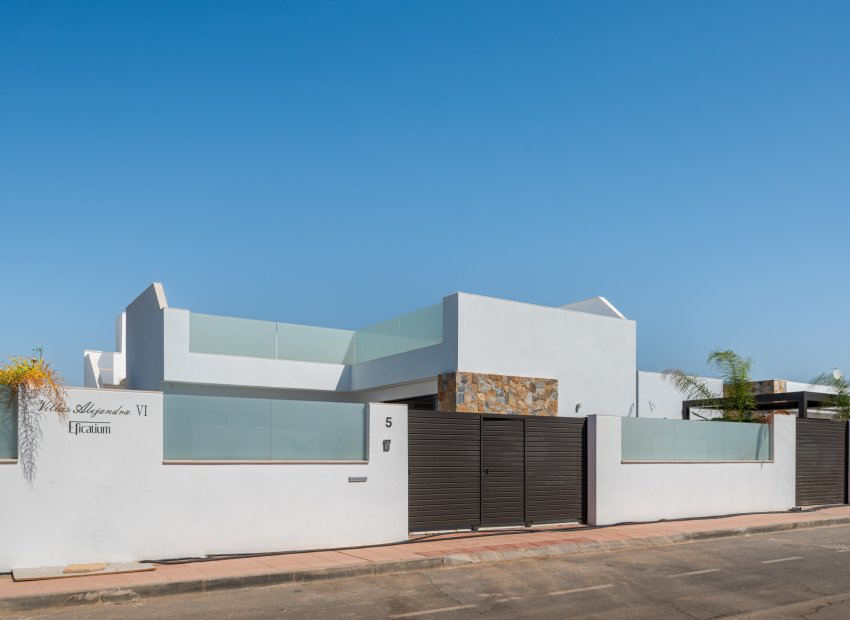 Obra nueva - Villa - Los Alcázares