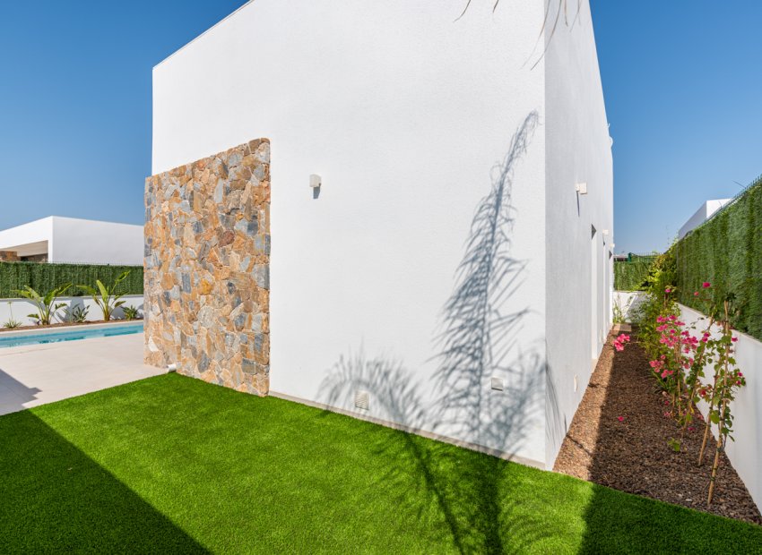 Obra nueva - Villa - Los Alcázares