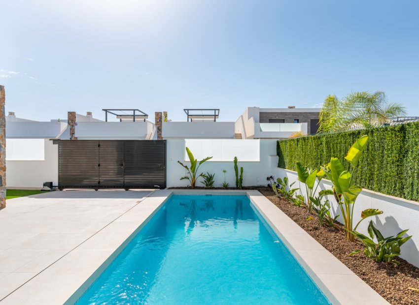 Obra nueva - Villa - Los Alcázares