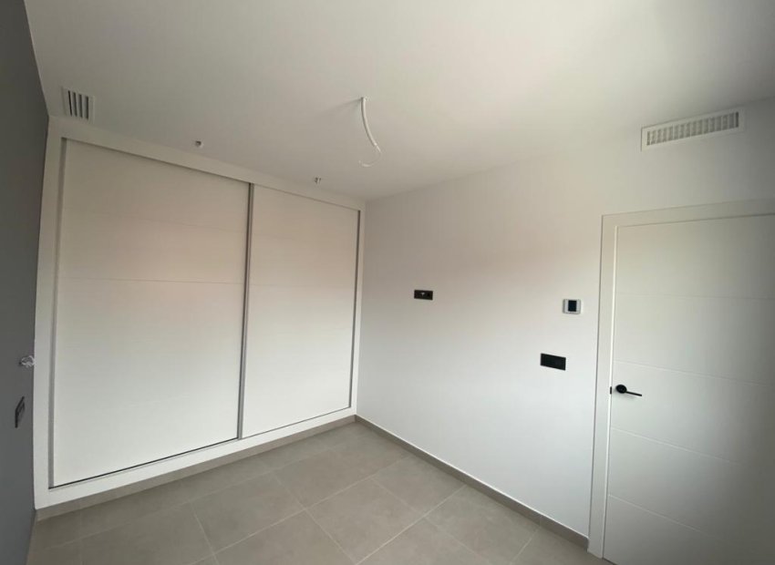 Obra nueva - Villa - Los Alcázares