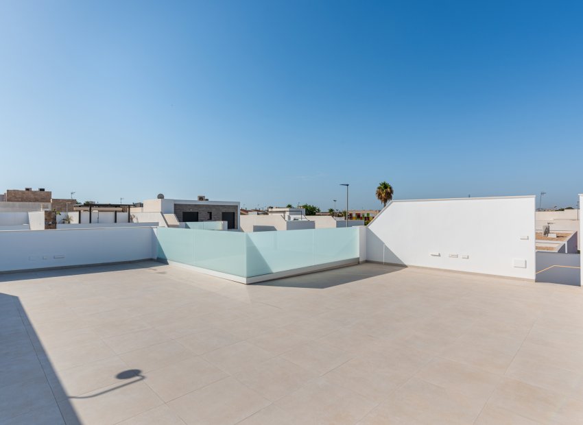 Obra nueva - Villa - Los Alcázares
