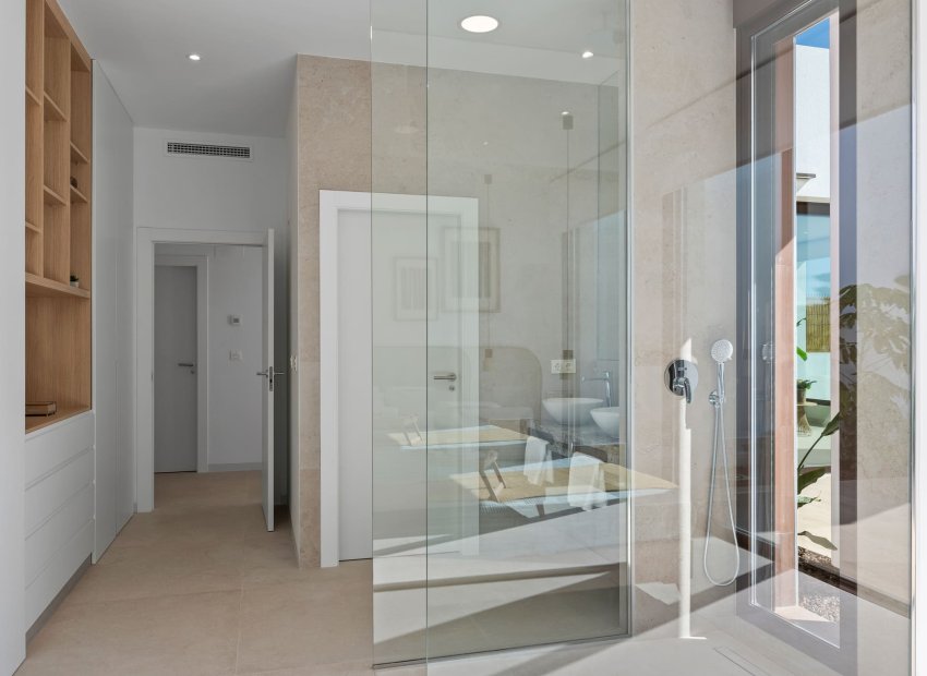 Obra nueva - Villa - Los Alcázares