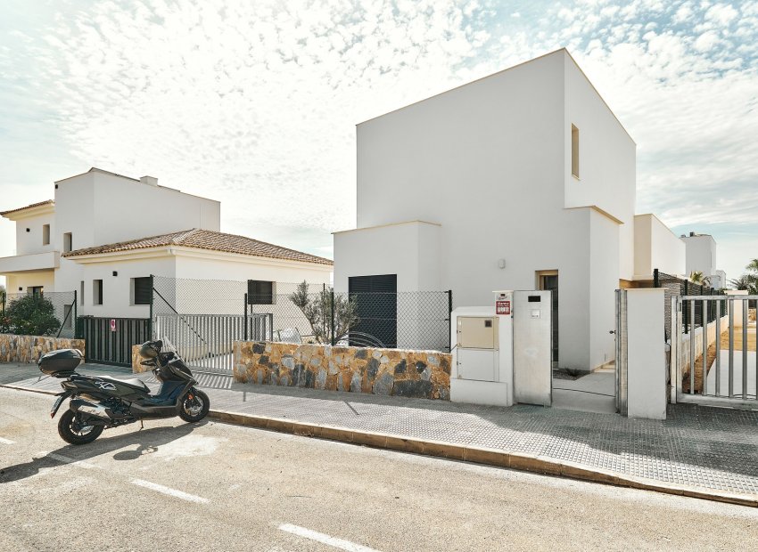 Obra nueva - Villa - Los Montesinos