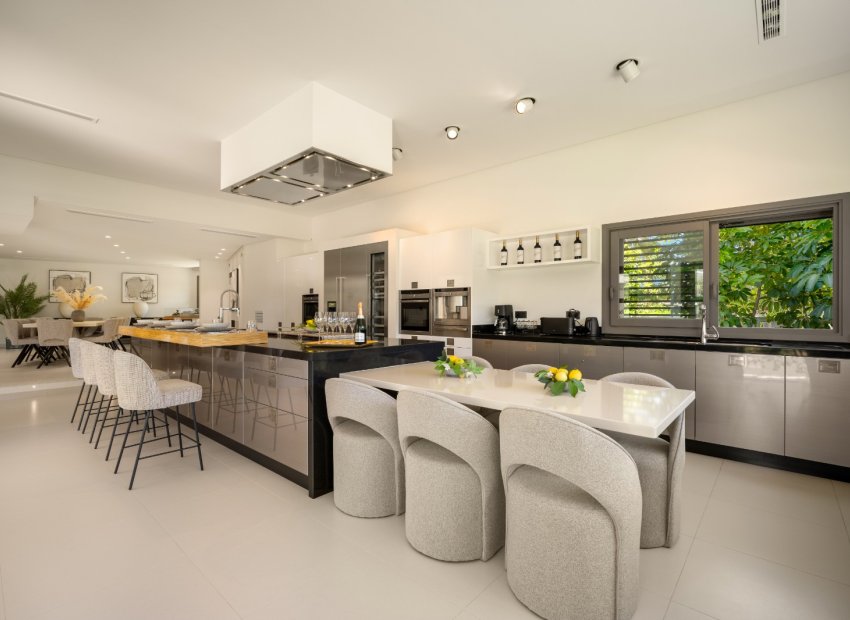 Obra nueva - Villa - Marbella