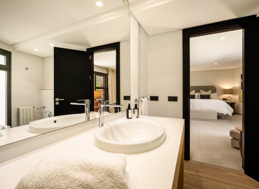 Obra nueva - Villa - Marbella