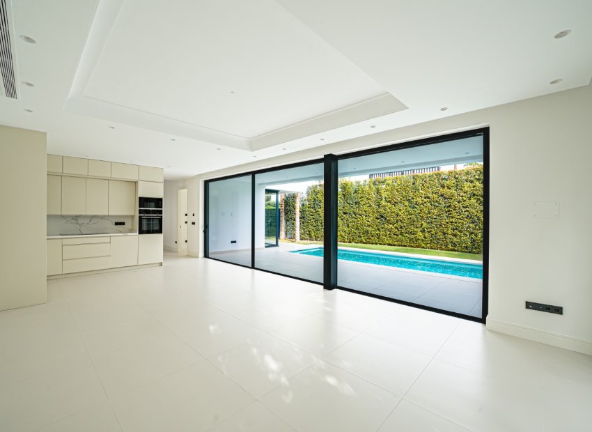 Obra nueva - Villa - Marbella