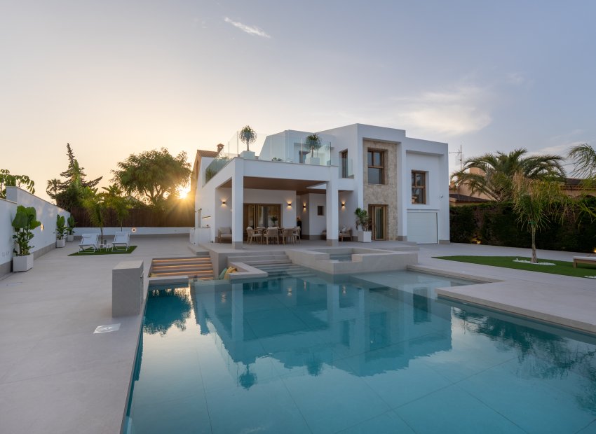 Obra nueva - Villa - Orihuela Costa