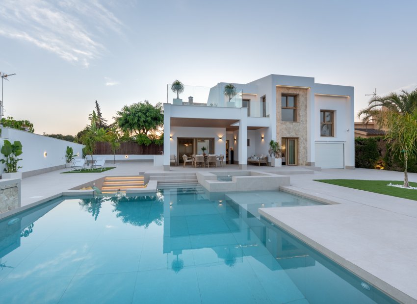 Obra nueva - Villa - Orihuela Costa