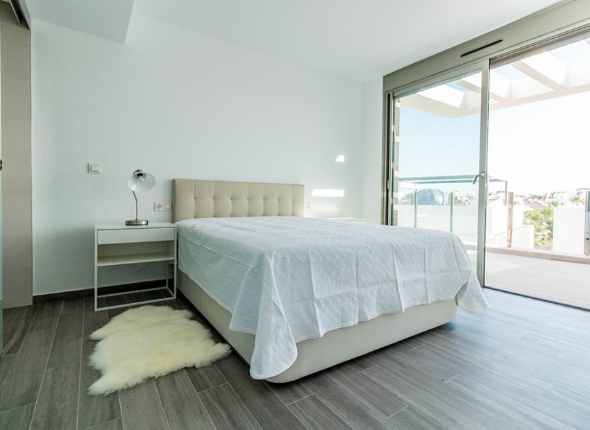 Obra nueva - Villa - Orihuela