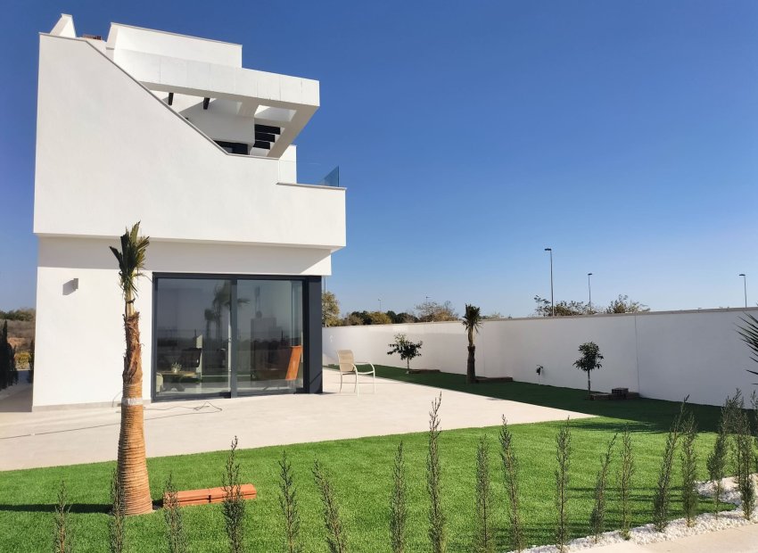 Obra nueva - Villa - Pilar de la Horadada