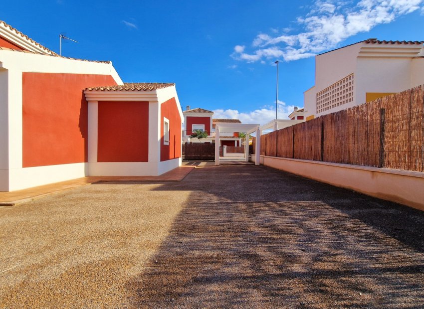 Obra nueva - Villa - Purias