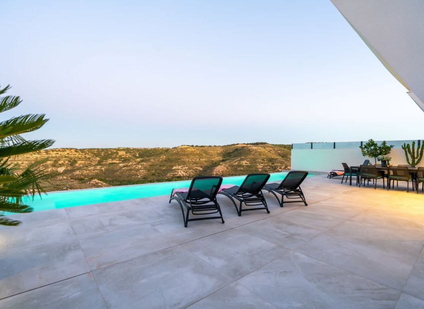 Obra nueva - Villa - Rojales