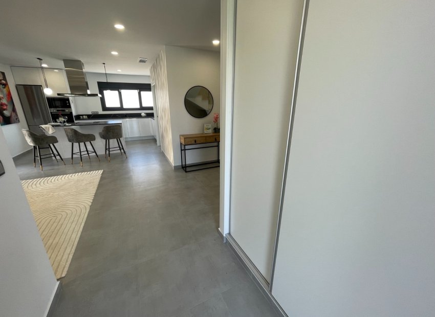 Obra nueva - Villa - Torrevieia - Torrevieja