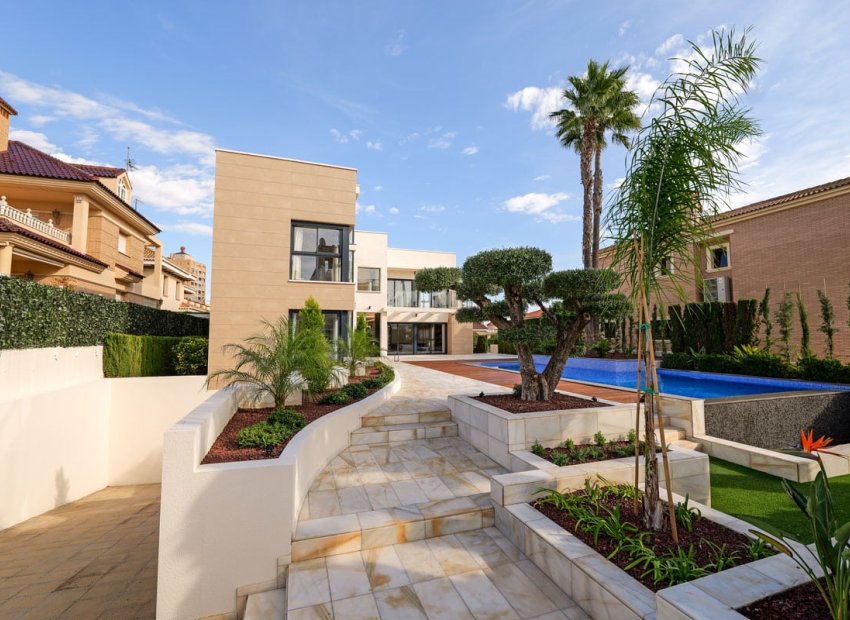Obra nueva - Villa - Torrevieia - Torrevieja