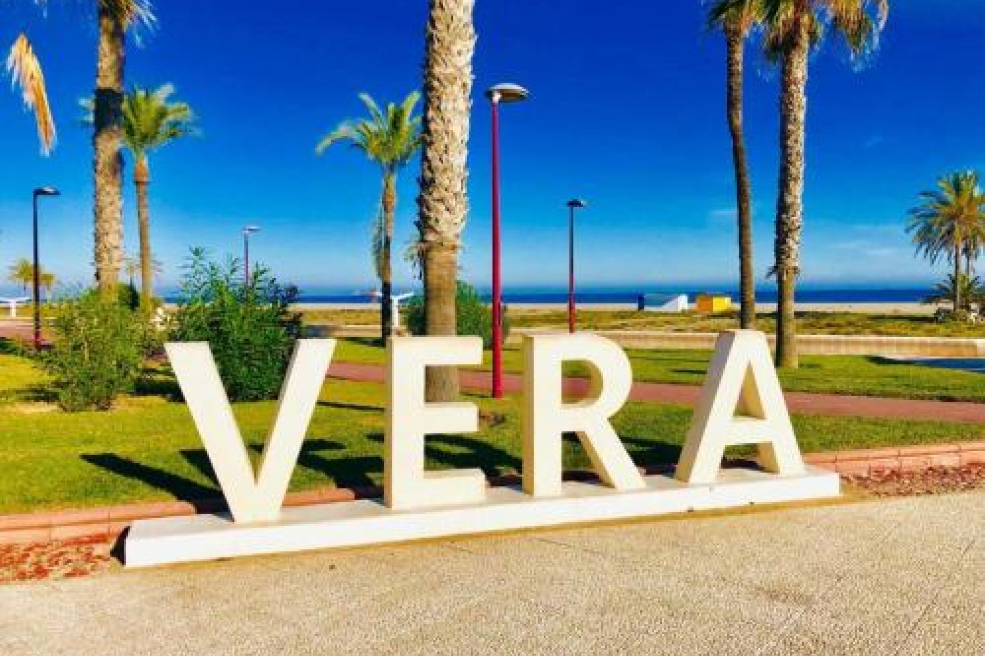 Obra nueva - Villa - Vera