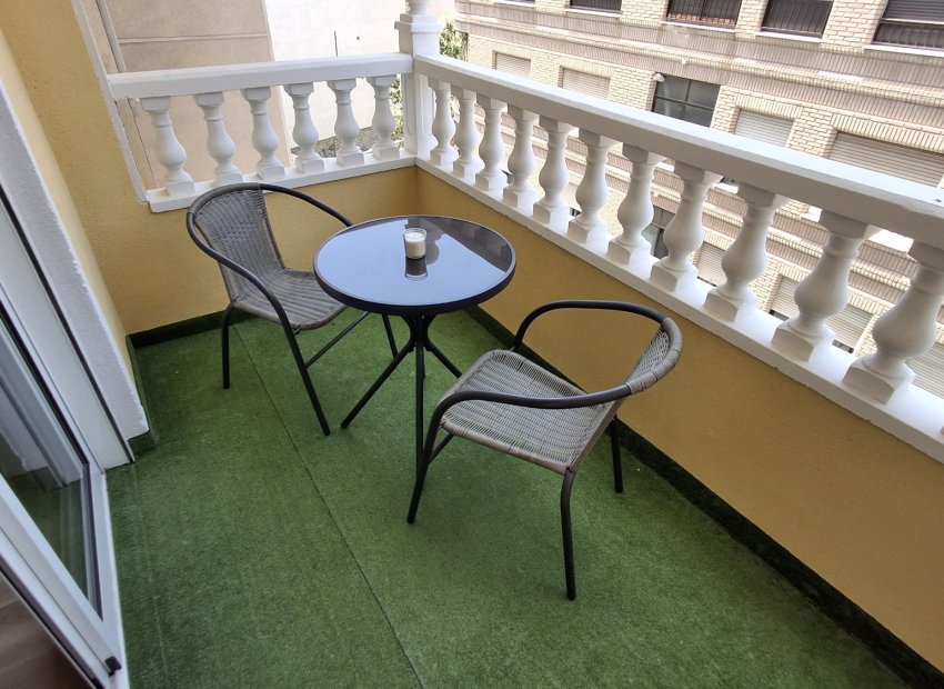 Resale - Apartment / Duplex - Torrevieia - Torrevieja