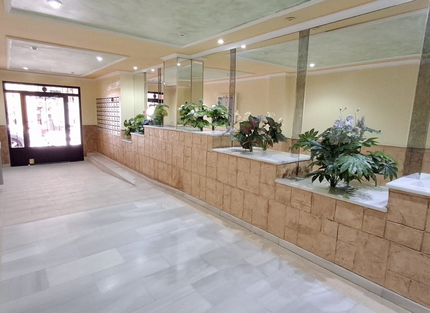 Resale - Apartment / Duplex - Torrevieia - Torrevieja