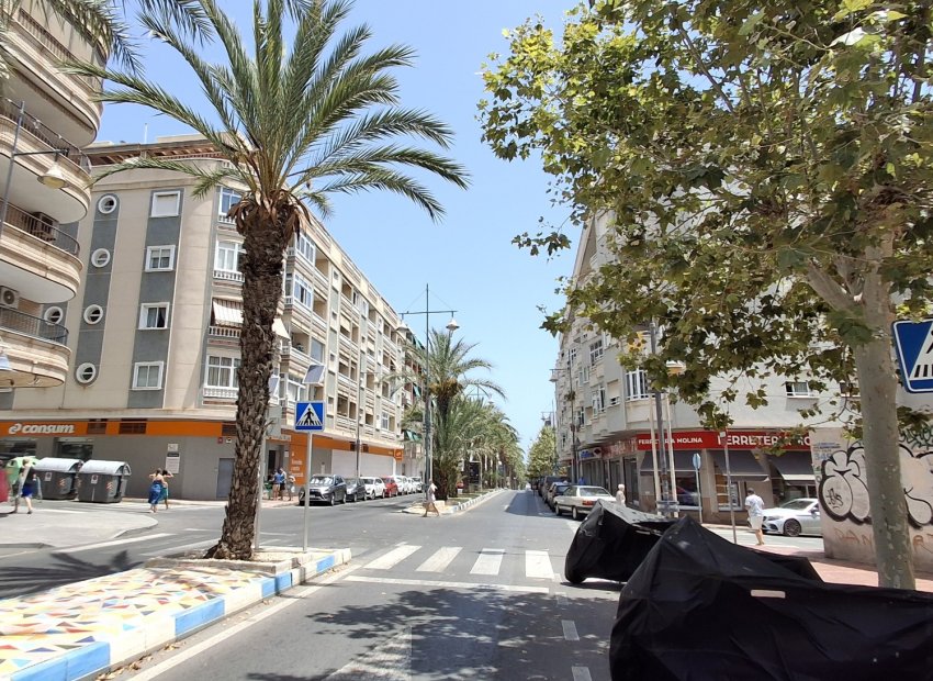 Resale - Apartment / Duplex - Torrevieia - Torrevieja