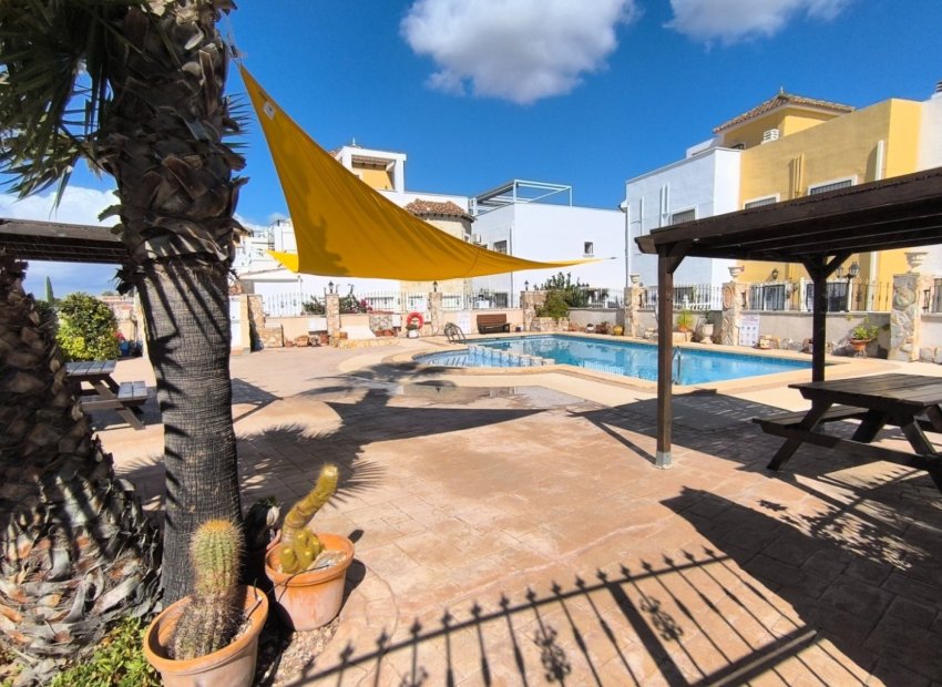 Resale - Apartment / flat - Algorfa - Montemar