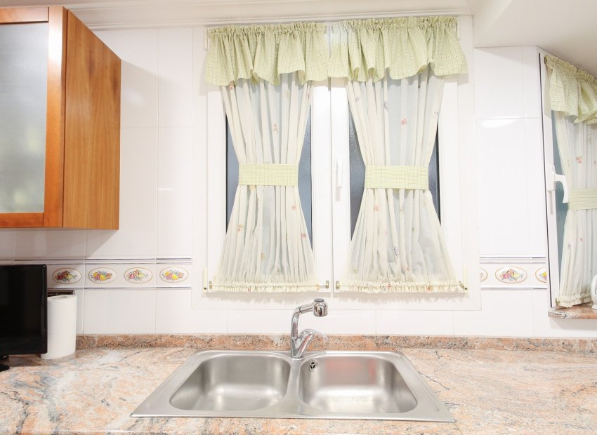 Resale - Apartment / flat - Alicante - Center