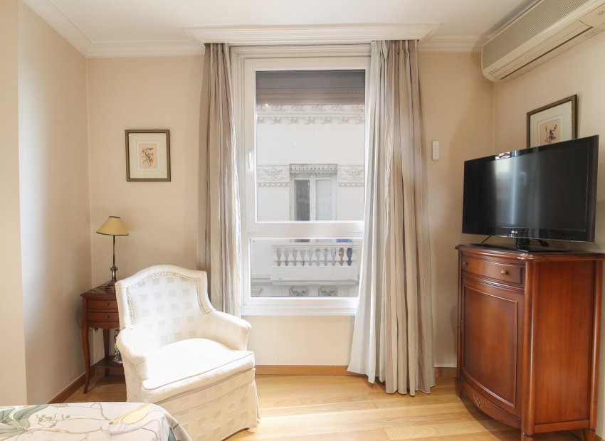 Resale - Apartment / flat - Alicante - Center