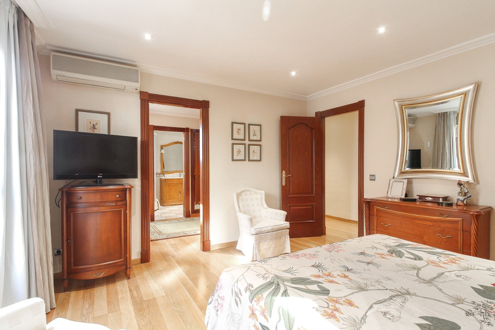 Resale - Apartment / flat - Alicante - Center