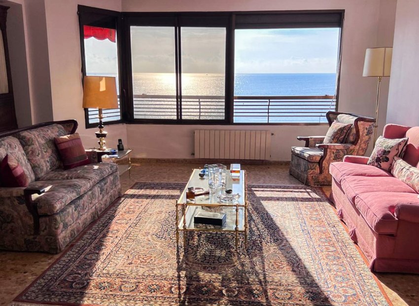 Resale - Apartment / flat - Alicante - Center