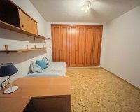 Resale - Apartment / flat - Alicante - Center