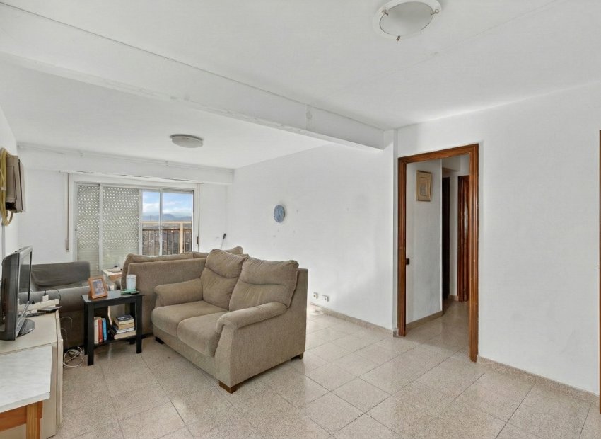 Resale - Apartment / flat - Alicante - Center