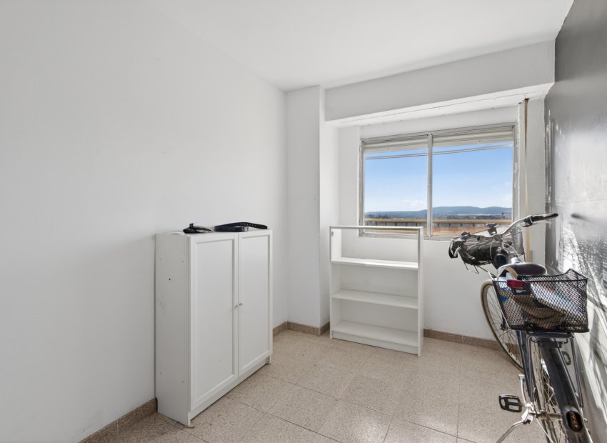 Resale - Apartment / flat - Alicante - Center