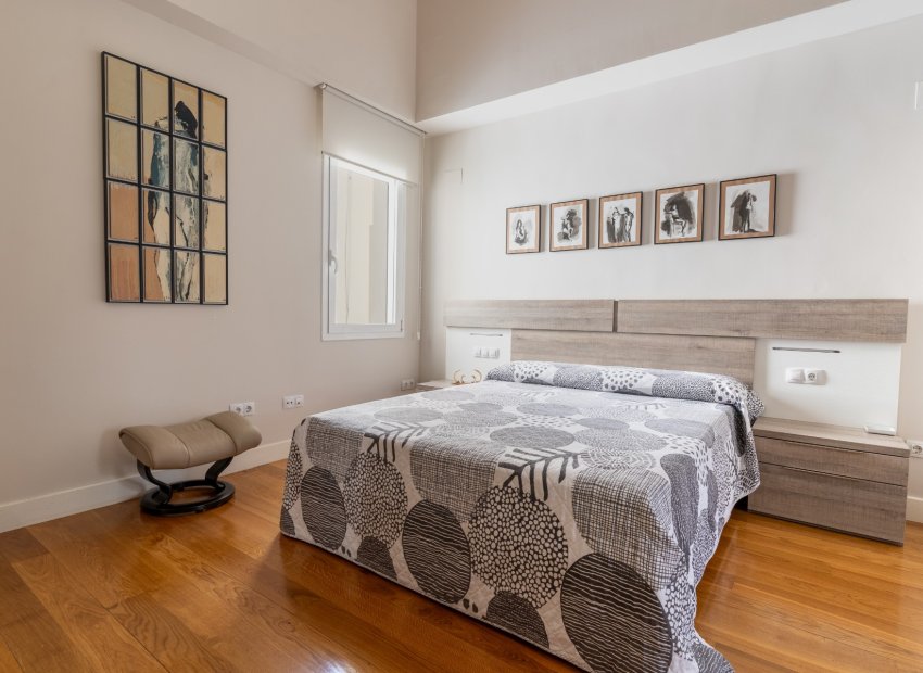 Resale - Apartment / flat - Alicante - Center