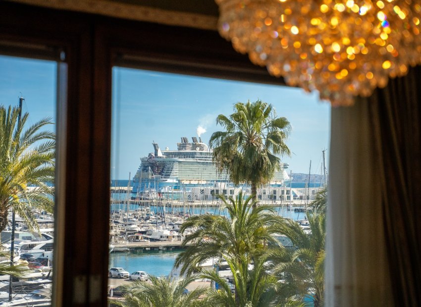 Resale - Apartment / flat - Alicante - Center