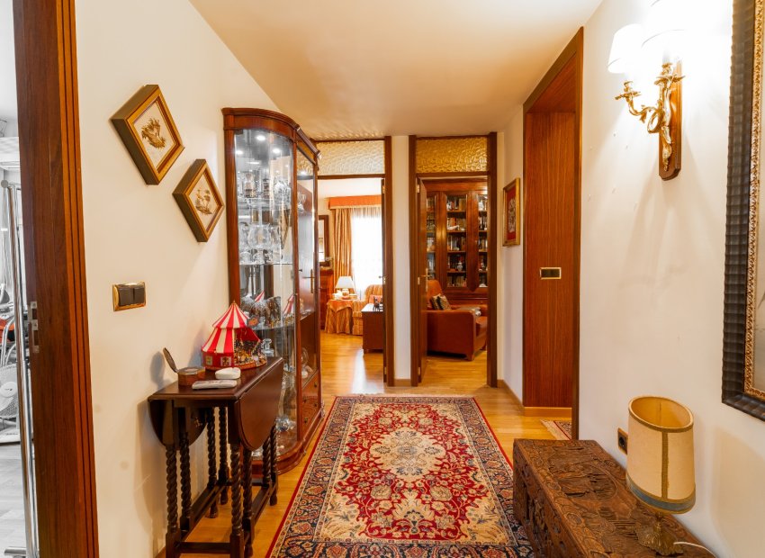 Resale - Apartment / flat - Alicante - Center