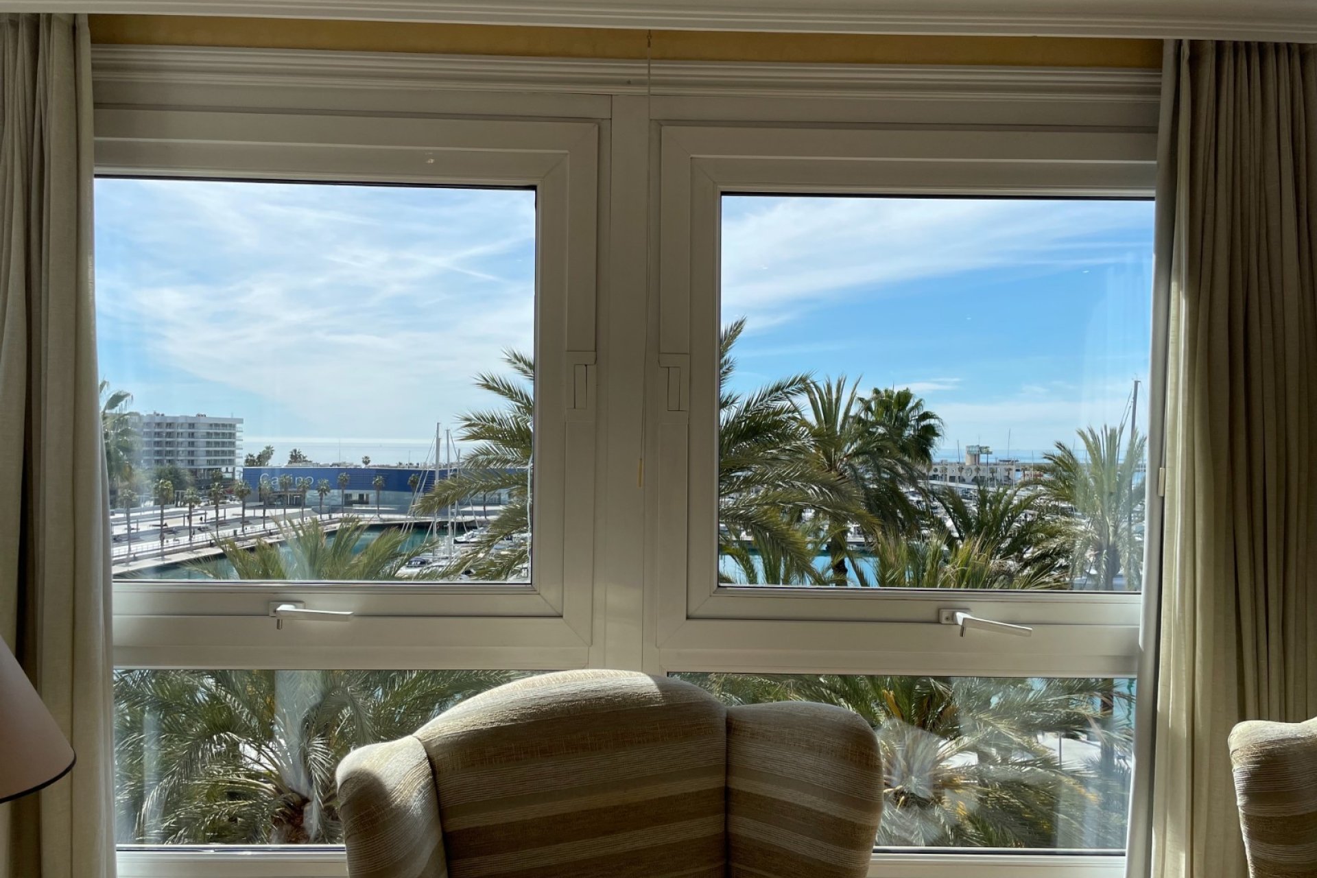 Resale - Apartment / flat - Alicante - - Centro  -