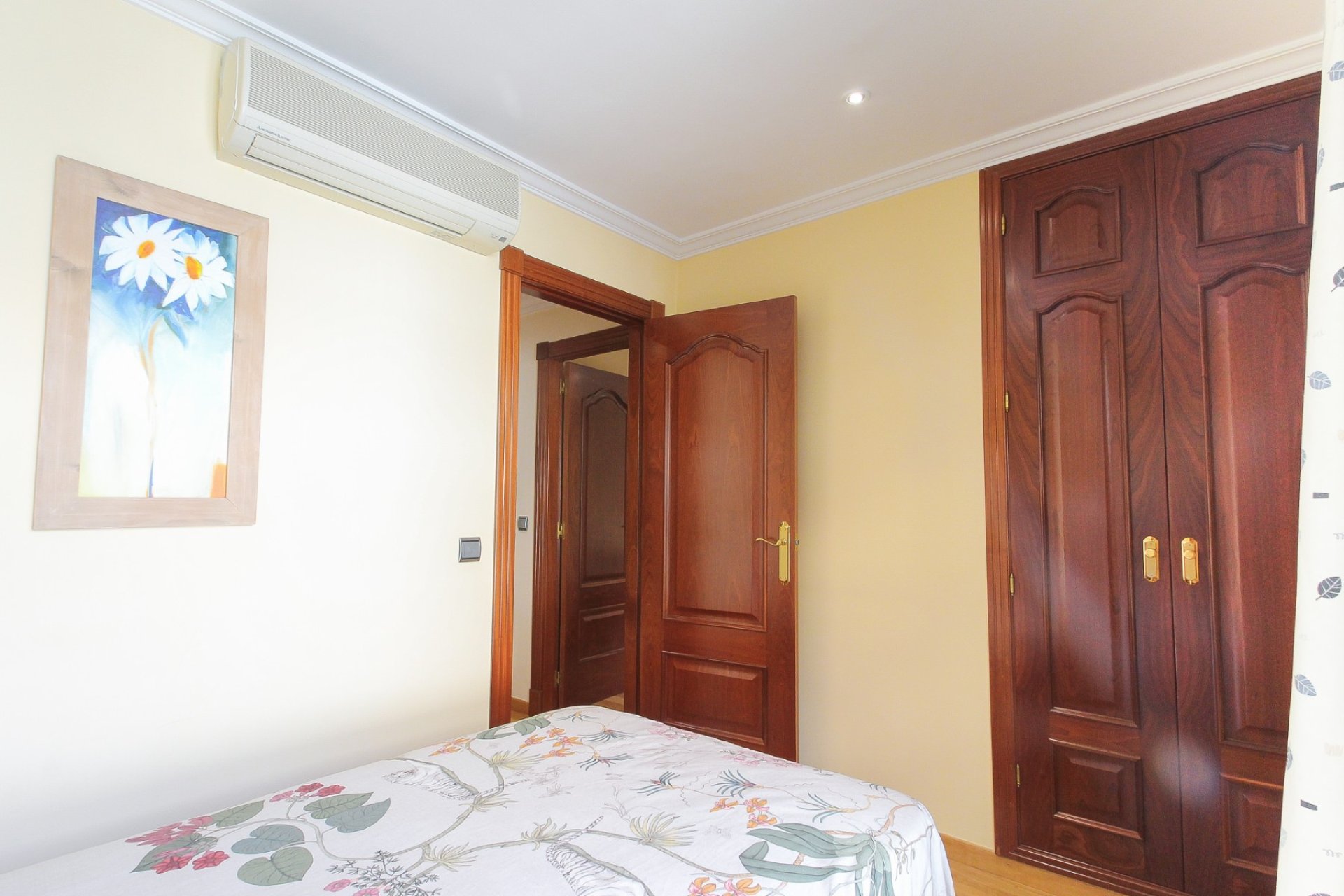 Resale - Apartment / flat - Alicante - - Centro  -