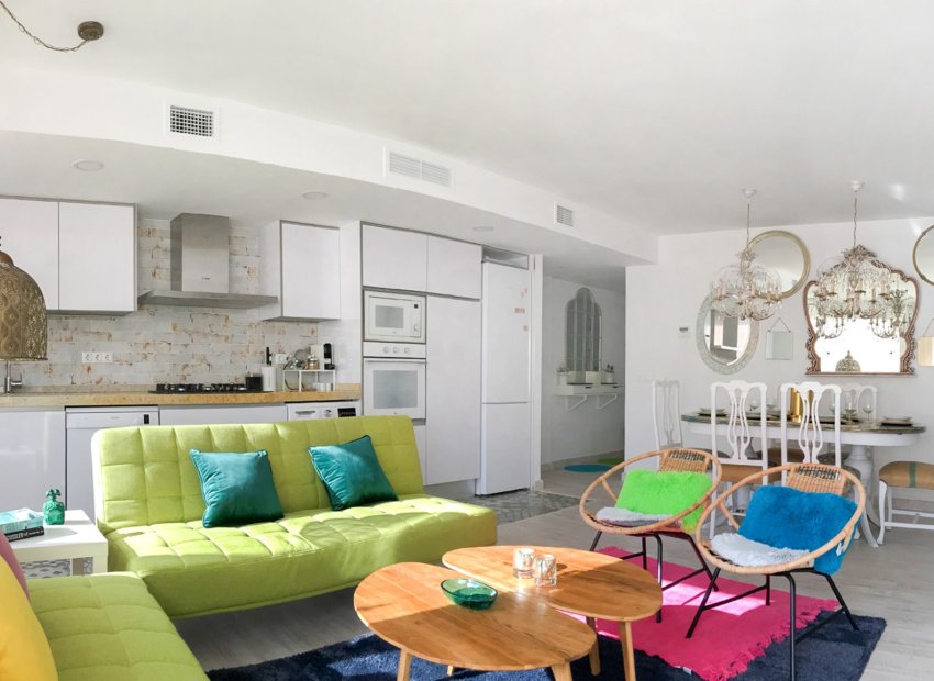 Resale - Apartment / flat - Alicante - Mercado