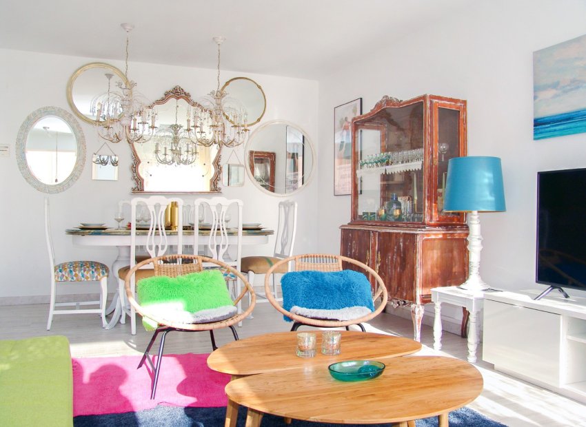 Resale - Apartment / flat - Alicante - Mercado