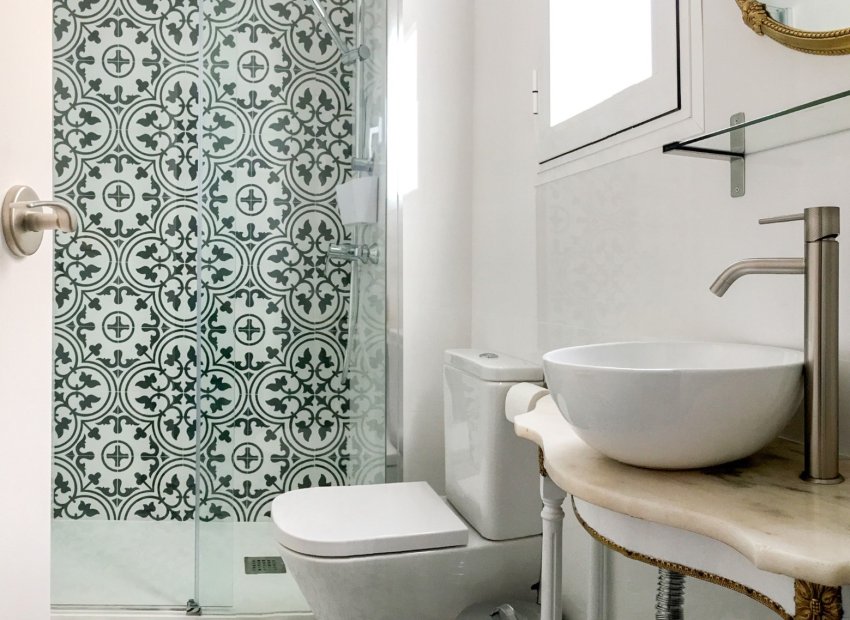 Resale - Apartment / flat - Alicante - Mercado