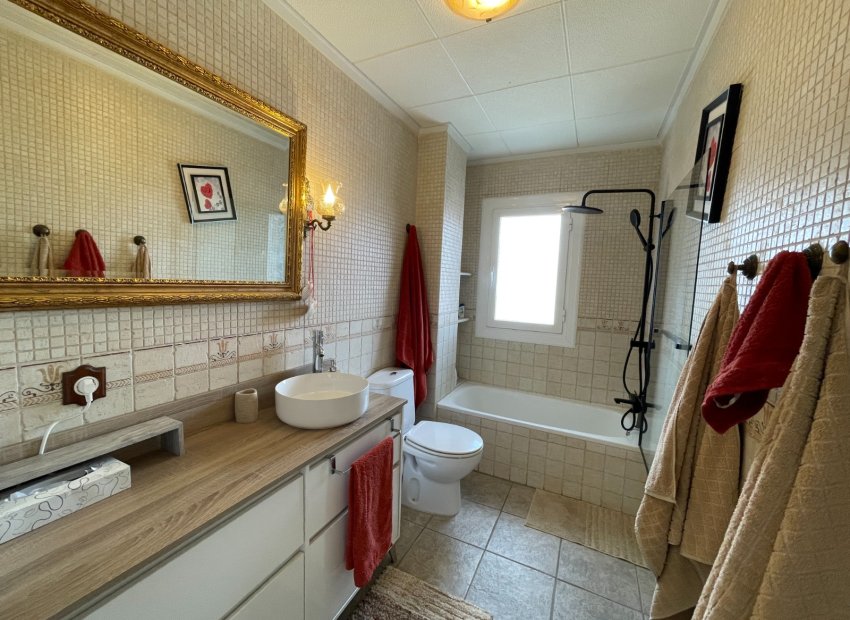 Resale - Apartment / flat - Almoradí - Center