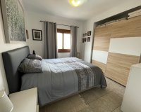 Resale - Apartment / flat - Almoradí - Center