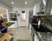 Resale - Apartment / flat - Almoradí - Center