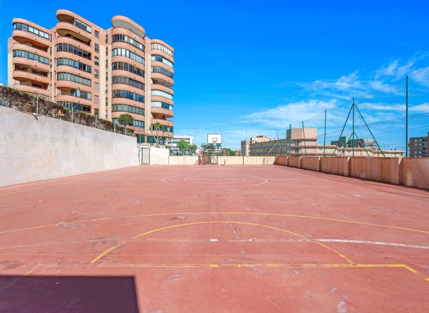 Resale - Apartment / flat - Arenales del Sol - Segunda linea playa