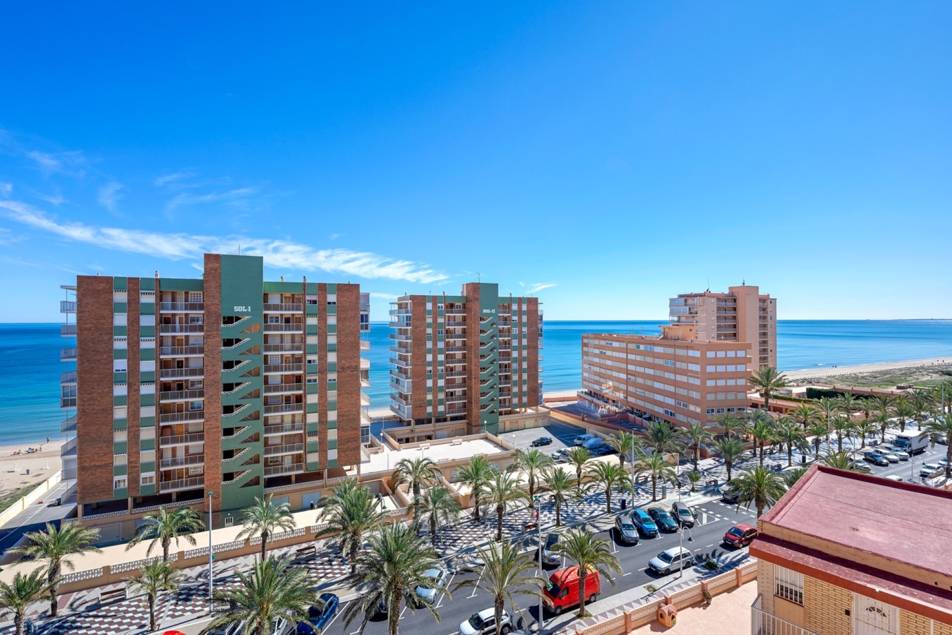 Resale - Apartment / flat - Arenales del Sol - Segunda linea playa