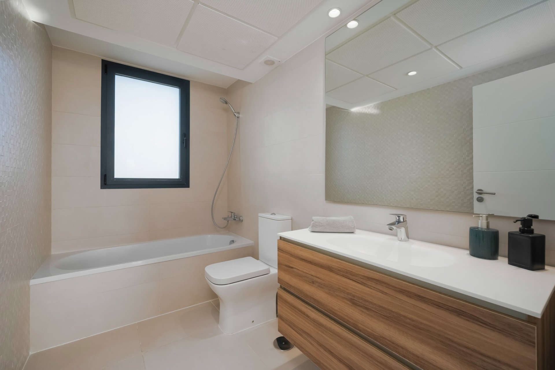 Resale - Apartment / flat - Benahavís - Atalaya Park