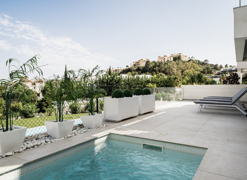 Resale - Apartment / flat - Benahavís - La Quinta