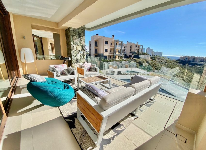 Resale - Apartment / flat - Benahavís - La Quinta